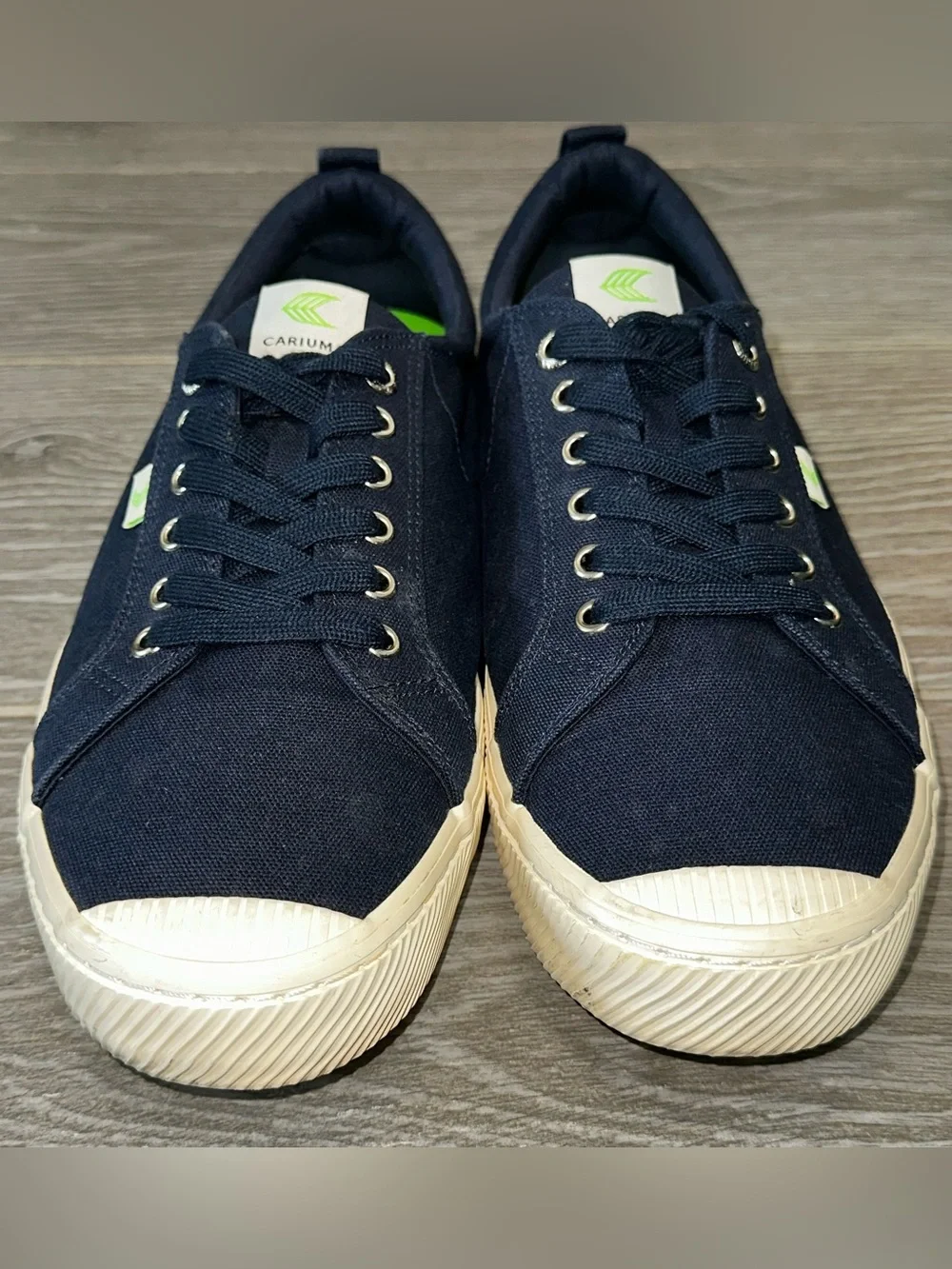 Cariuma OCA Athletic Shoes Men’s 13 Navy Canvas Lace Up Casual Low Top Sneakers